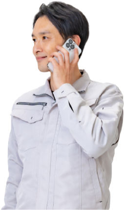 電話をしている男性の写真